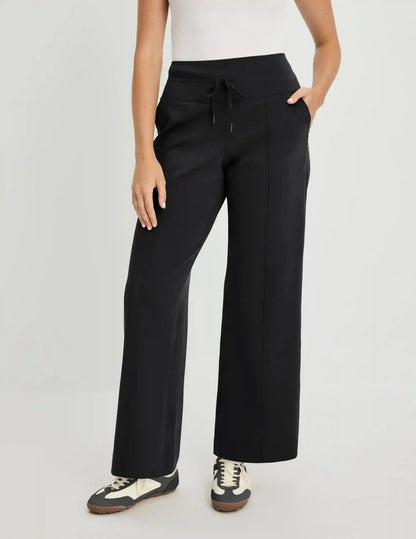 CloudCut™ Straight Leg Pant
