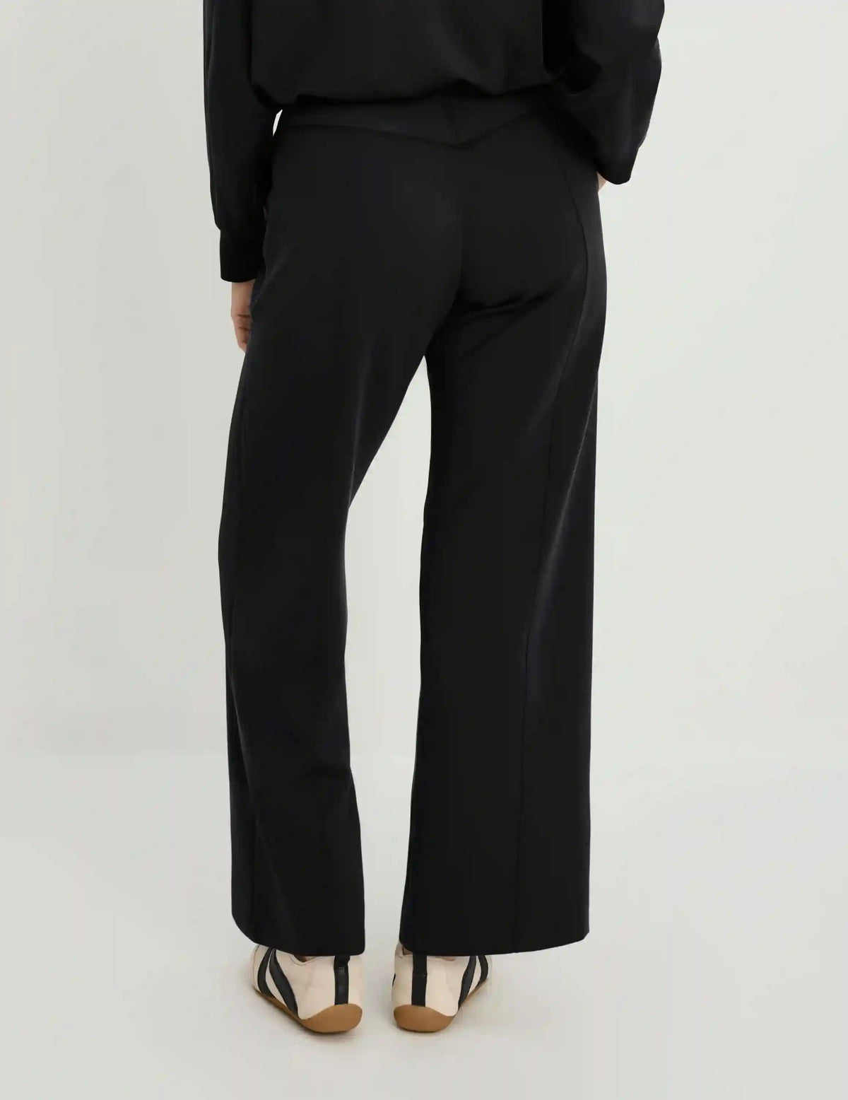 CloudCut™ Straight Leg Pant