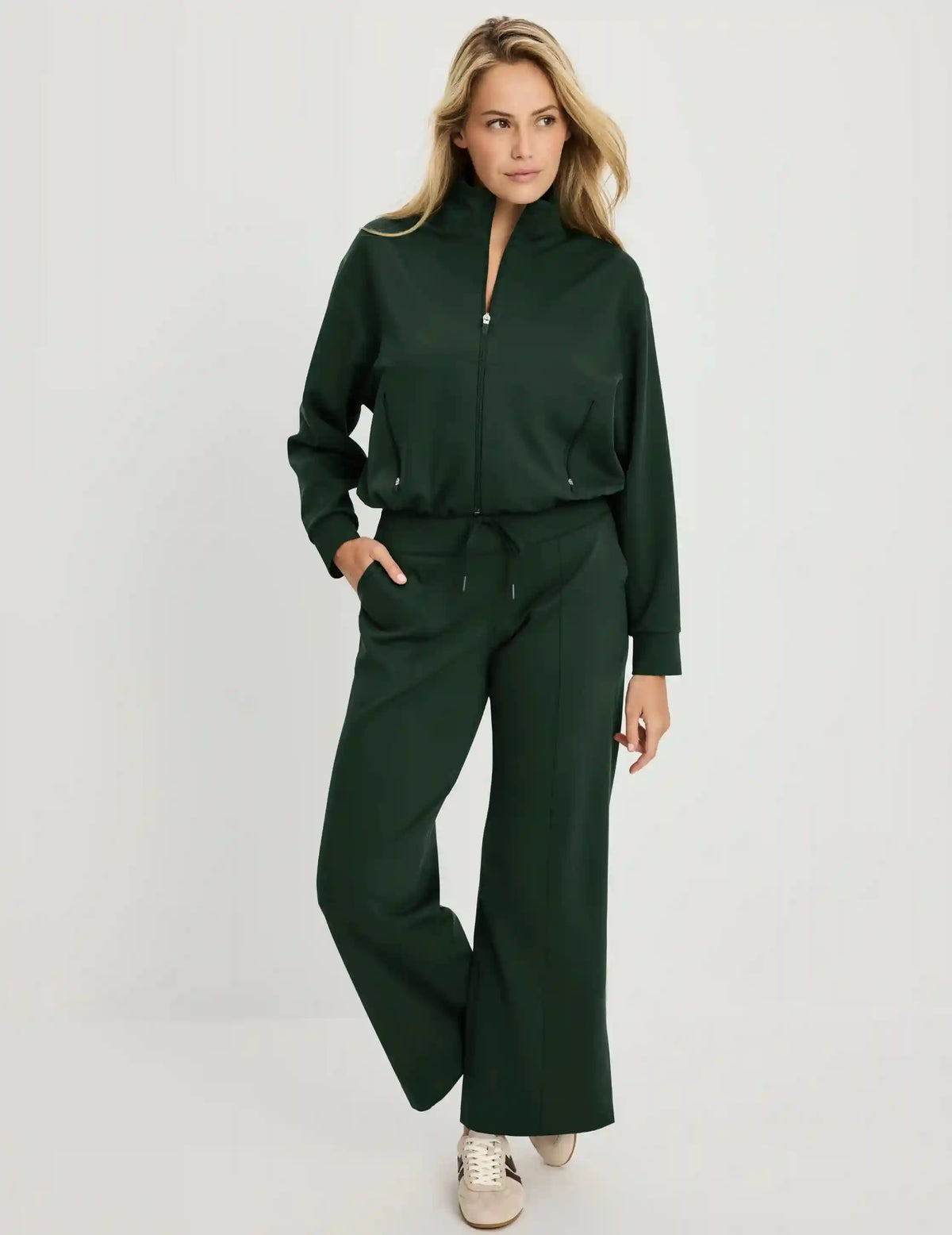 CloudCut™ Straight Leg Pant
