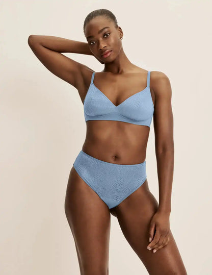 Essential Lace French Cut - Last Call