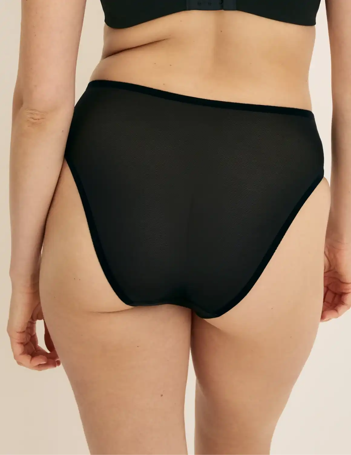 Essential Full Mesh French Cut