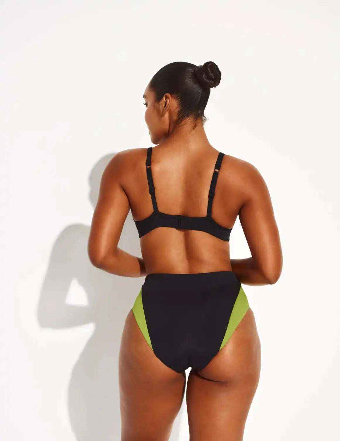 Sculpt Ruched Deep V Bikini Top